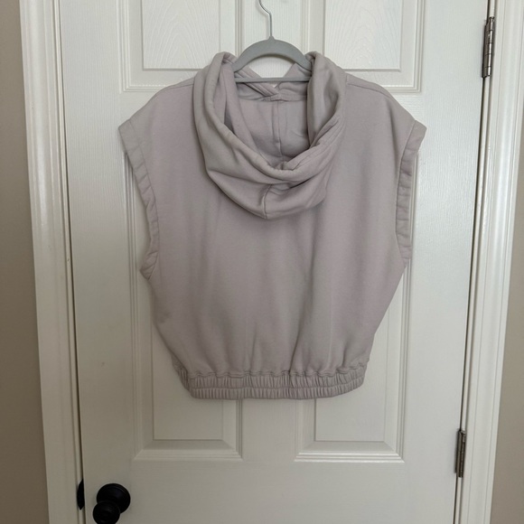 Abercrombie & Fitch Sleeveless Hoodie - Picture 2 of 3